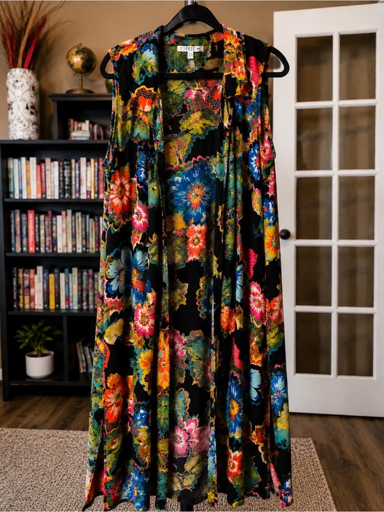 Dresses & Skirts - Sleeveless Floral Duster Vest - Vibrant Multicolor on Black